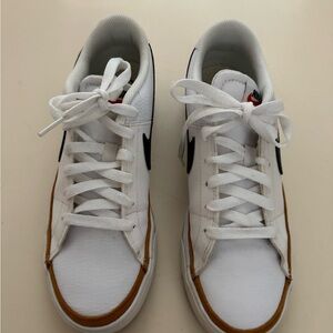 Nike Women's White and Tan Sneakers